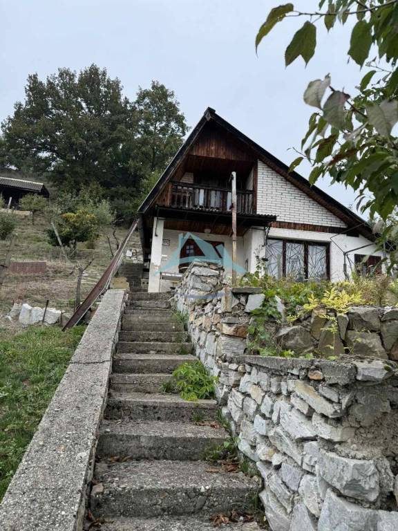 Predaj chaty vo vinárskej oblasti v Šahách, okres Levice - 2