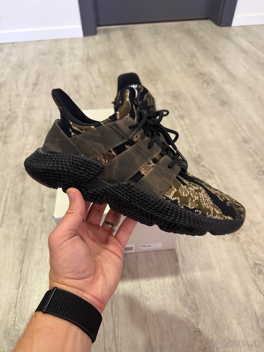 adidas Prophere x Undefeated veľkosť 42 - 2