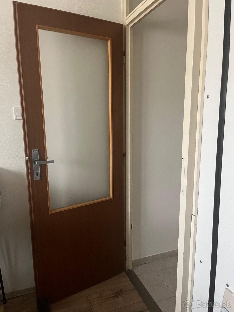 Interiérové dvere darujem - 2