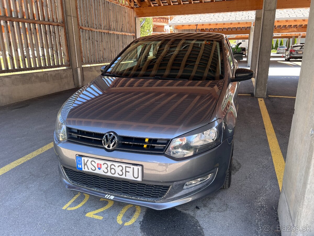 VW POLO - 2