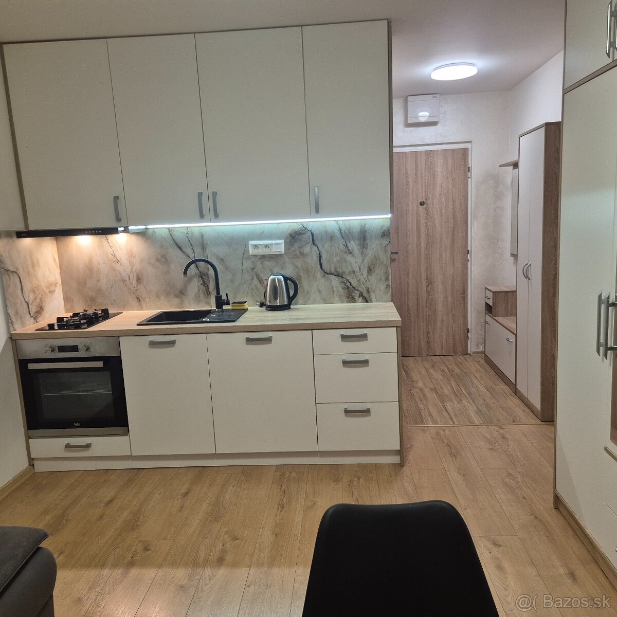 Garsónka, Garzonka,1i byt, Žilina - Vlčince II - 2