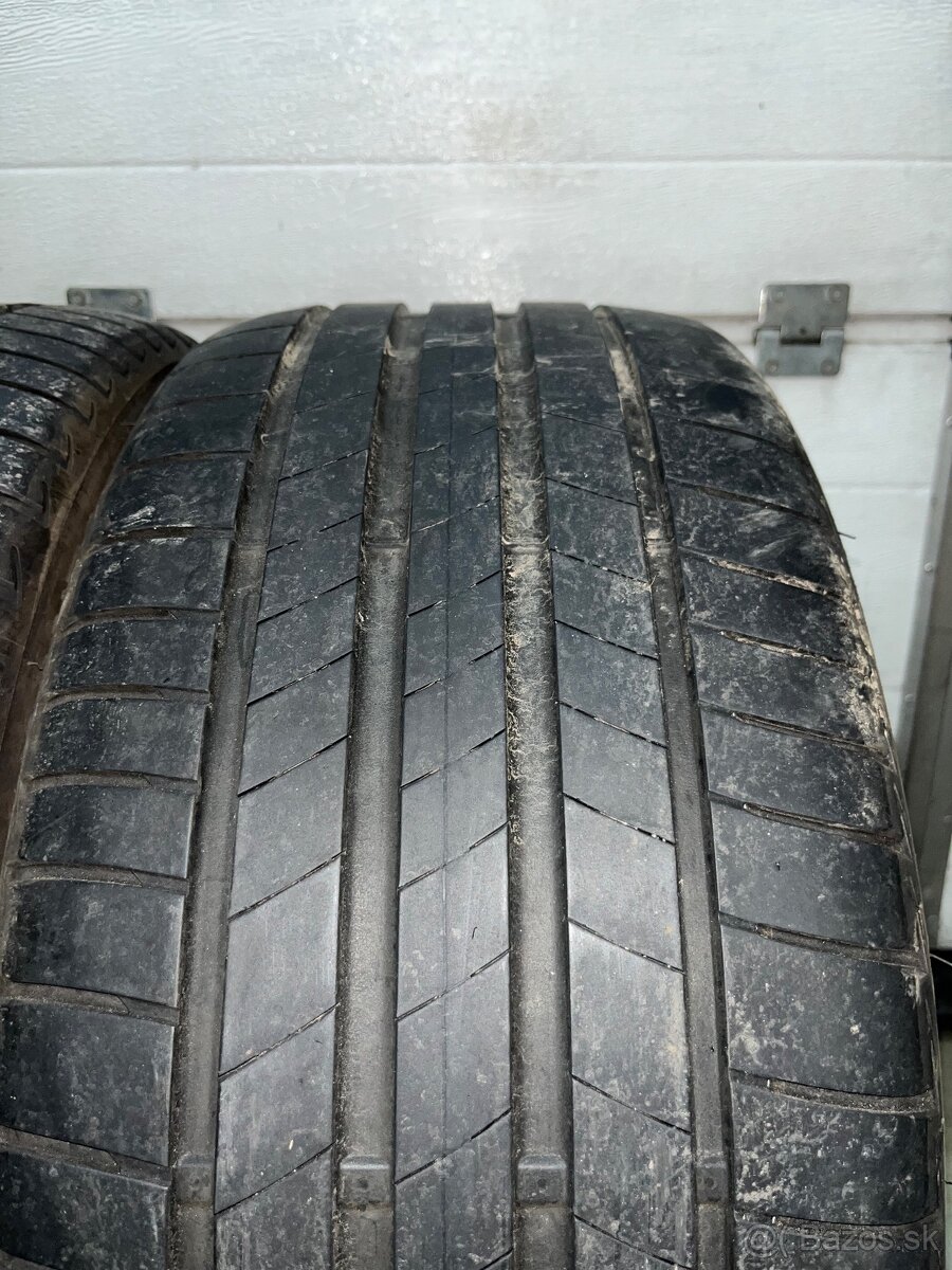 Bridgestone Turanza T005 255/40 R20 - 2