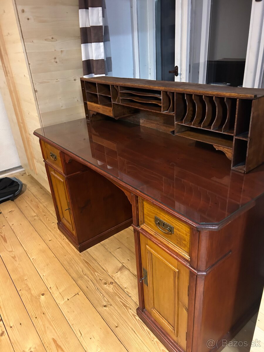 Kancelársky,stol - 2