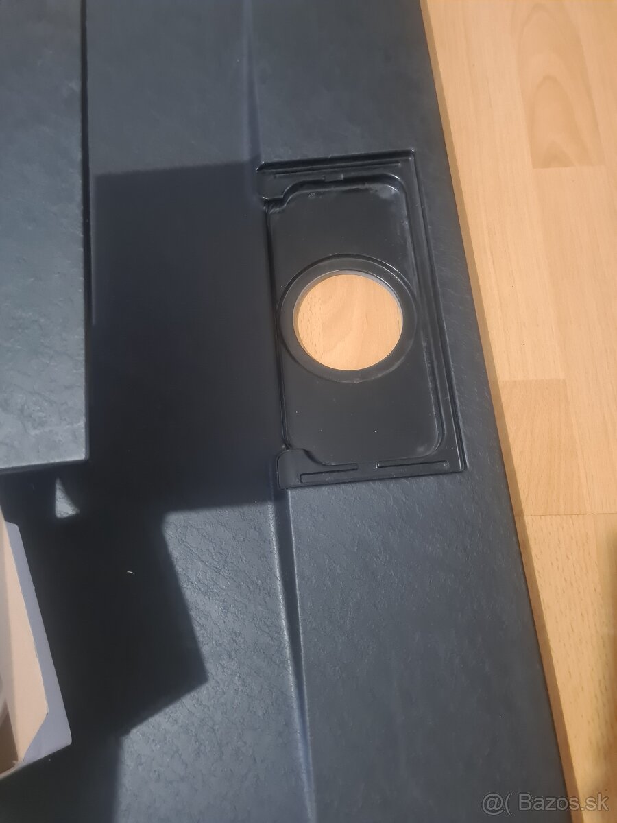 Vanicka do sprchy 90x90 - 2