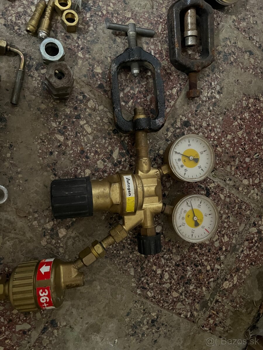 Predám veci na autogen - 2