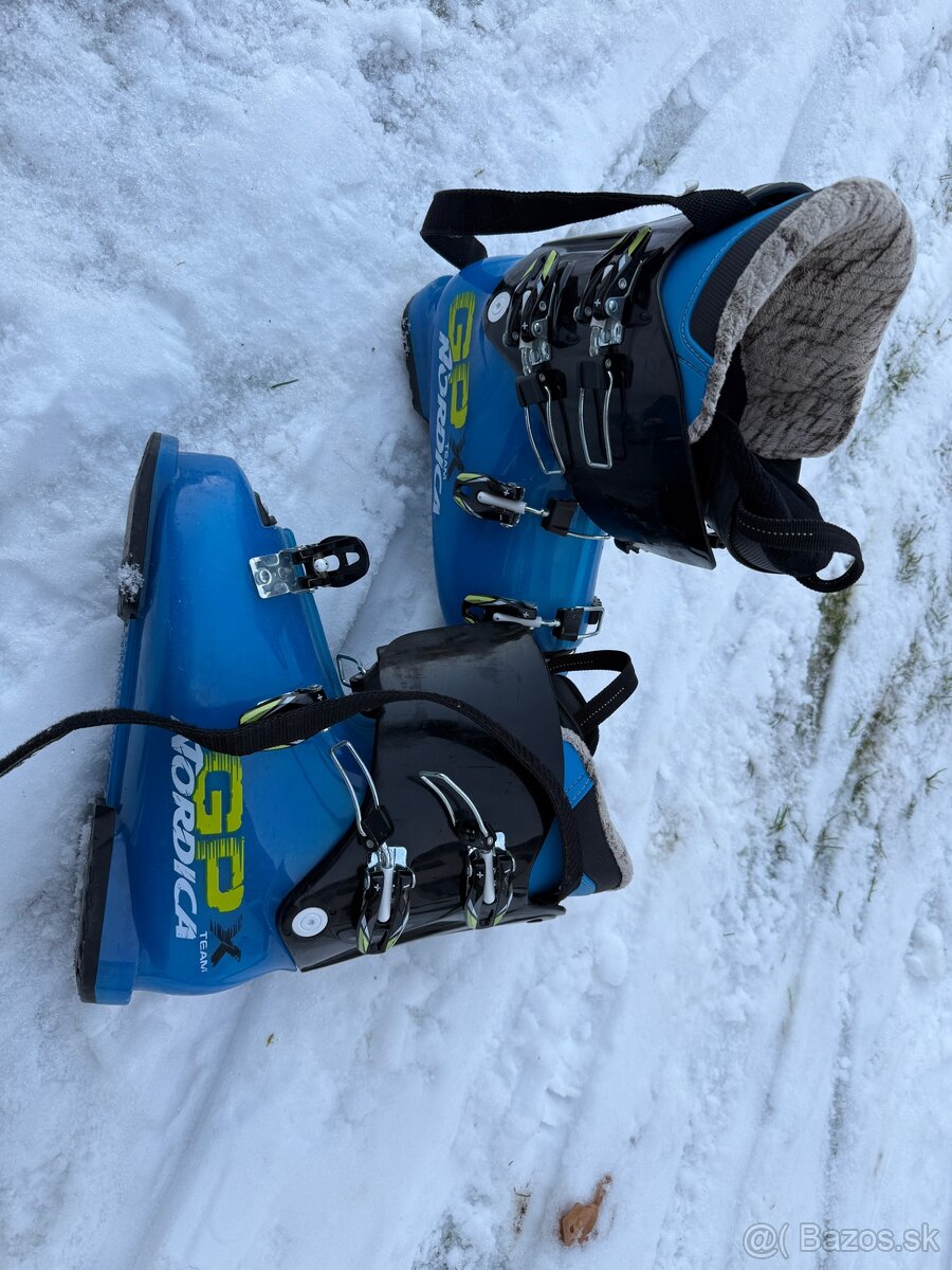 Predám lyžiarsky a lyže - 2