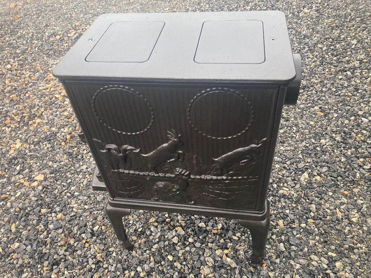 Liatinove kachle, pec - 2