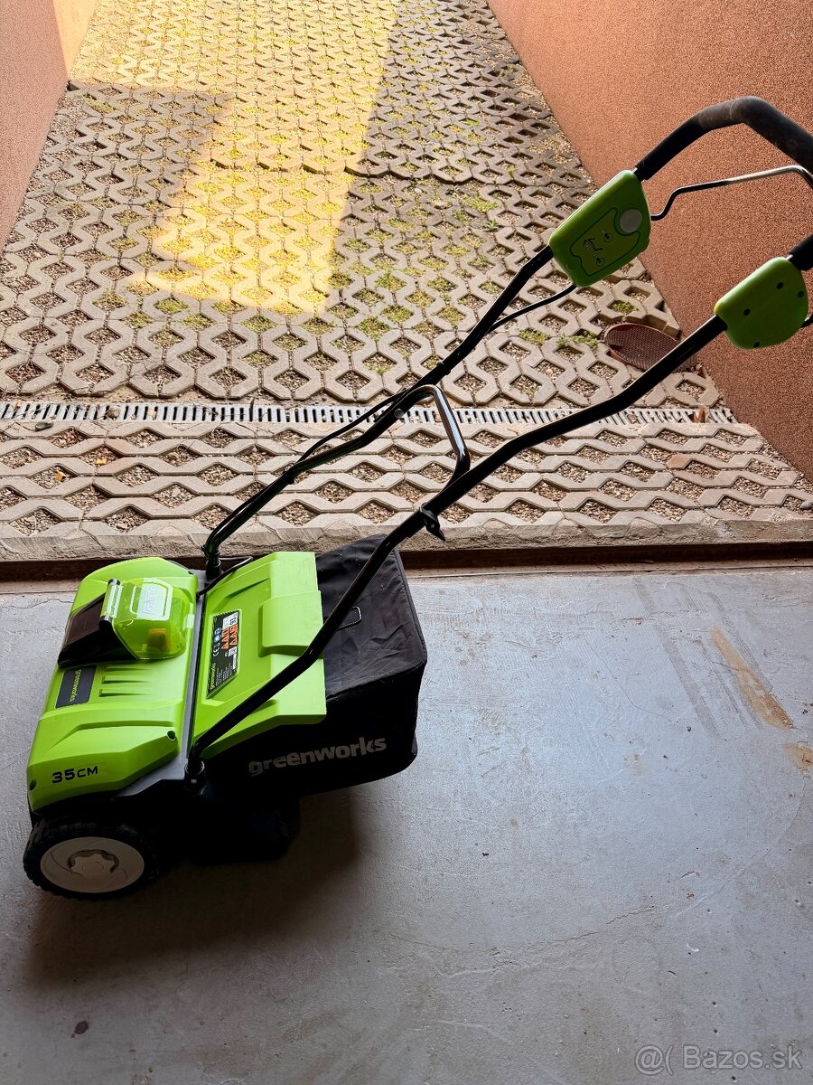 AKU VERTIKUTÁTOR GREENWORKS - 2