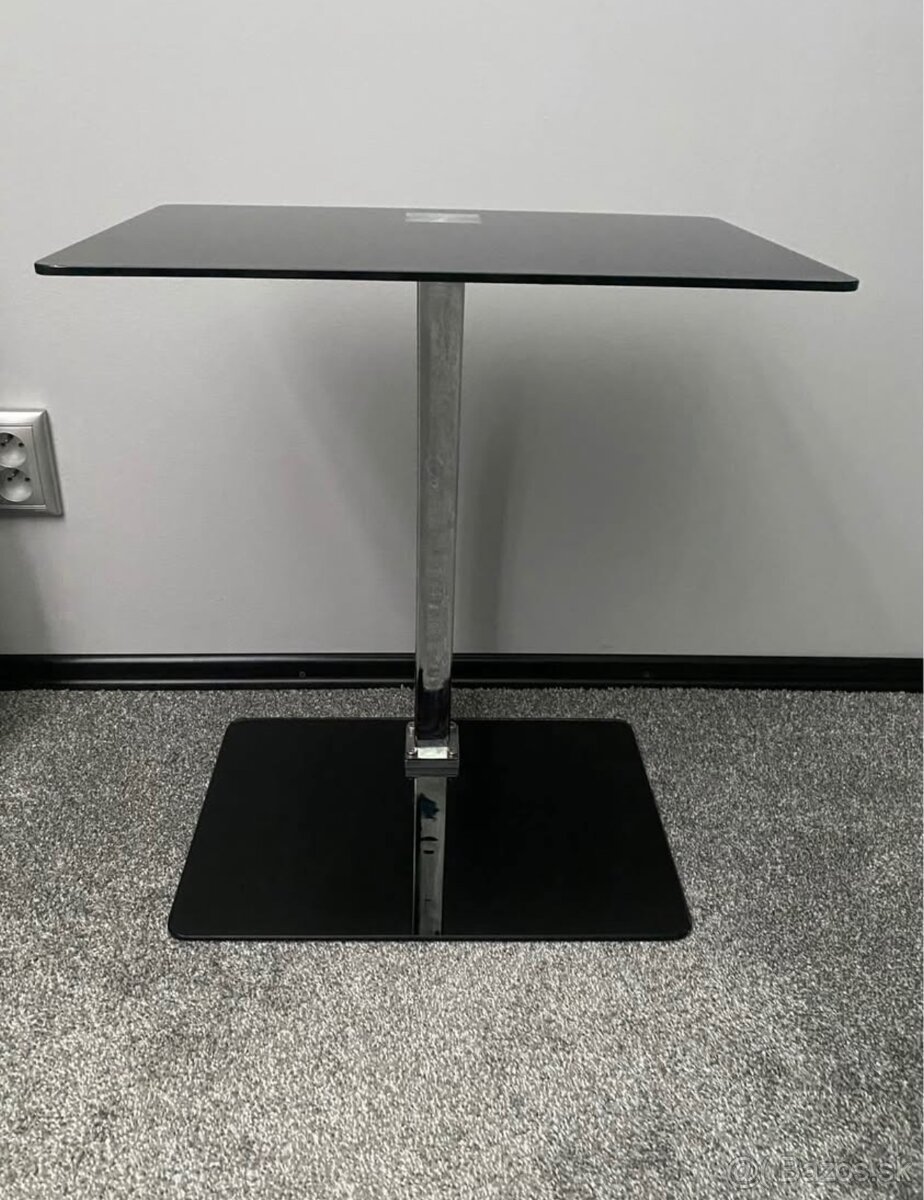 Štýlový čierny stolík - 2