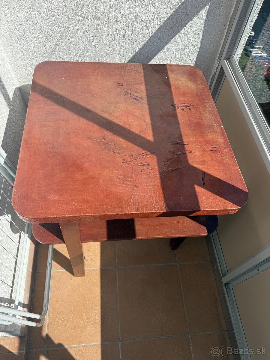 Stol dreveny - 2