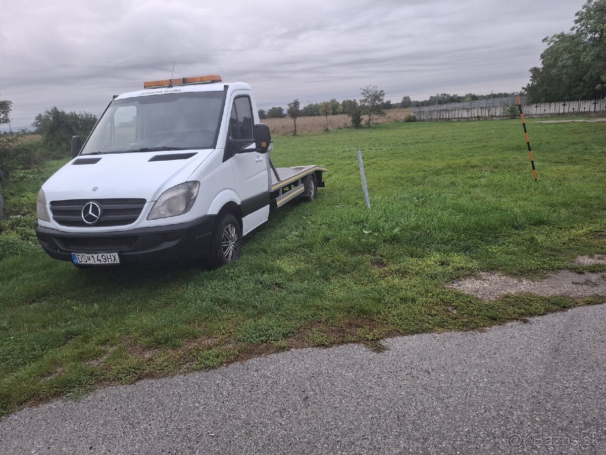 Odtahovka Mercedes Sprinter - 2