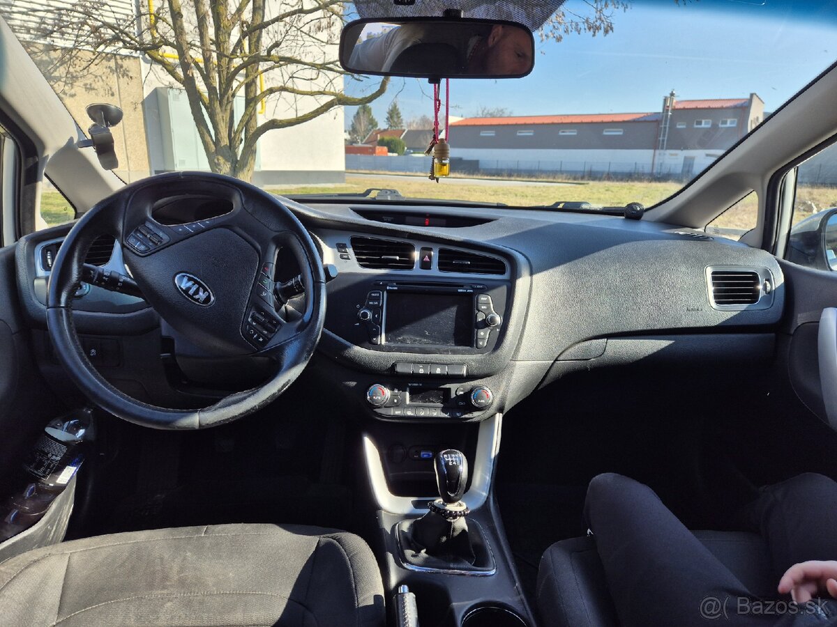 KIA CEED SW 1.6CDRI 2014 možnosť DPH - 2