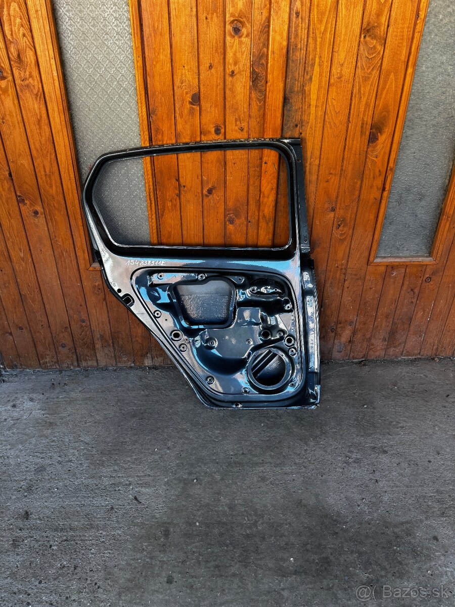 VW UP 2011- ľavé zadné dvere - 2