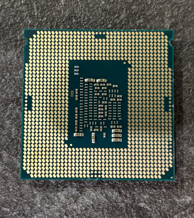 Predám procesor Intel Pentium G4560 - 2