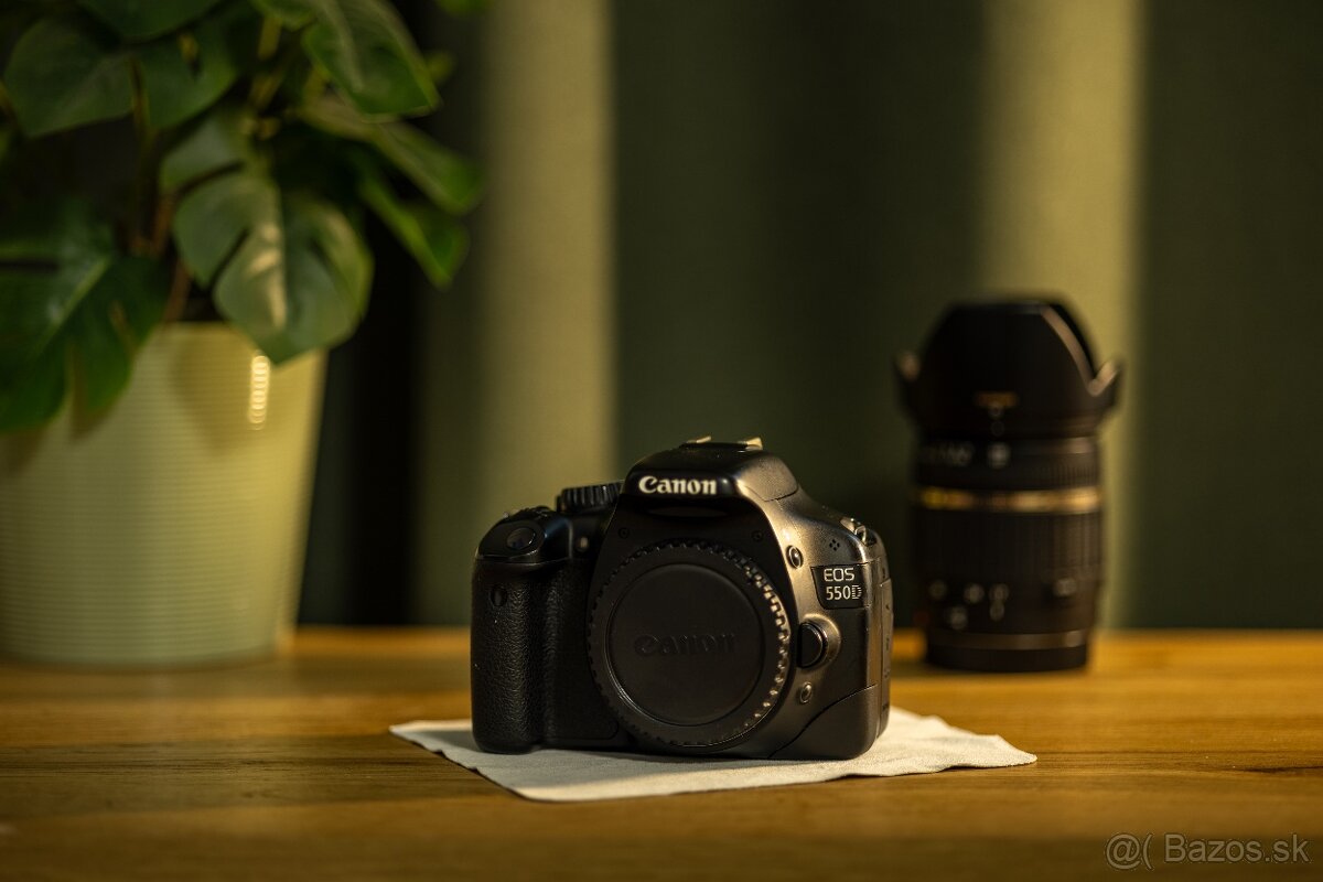 Canon 550D + 17-50mm f/2.8 + brašňa - 2