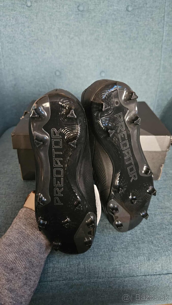 Kopačky Adidas Predator League (Čierne) - 2