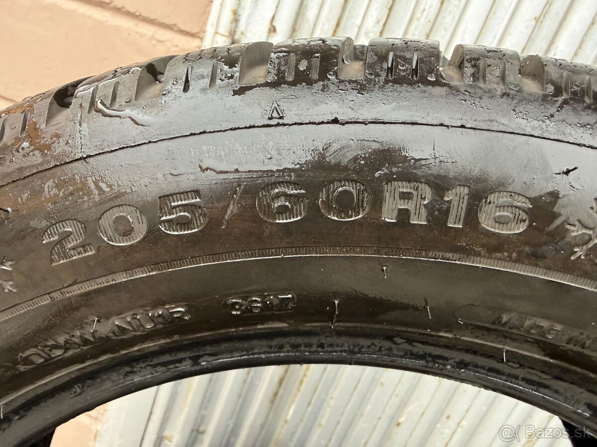 Zimne pneumatiky DUNLOP 205/60 R16 - 2