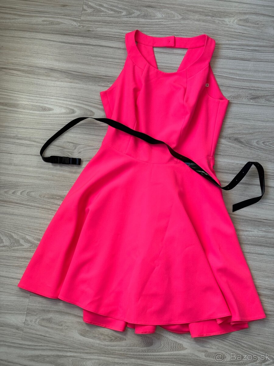 Plesové šaty, oteplovačky, bunda - 2