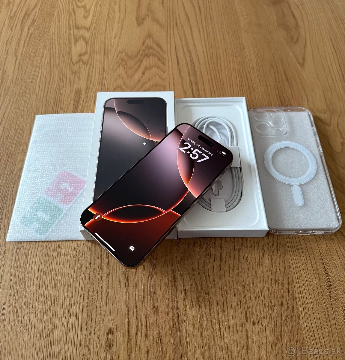 iPhone 16 Pro Max 256 gb Desert Titanium v zaruke - 2