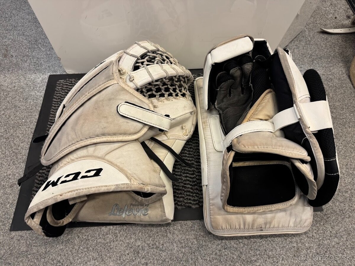 LAPAČKA A VYRÁŽEČKA CCM AXIS - 2