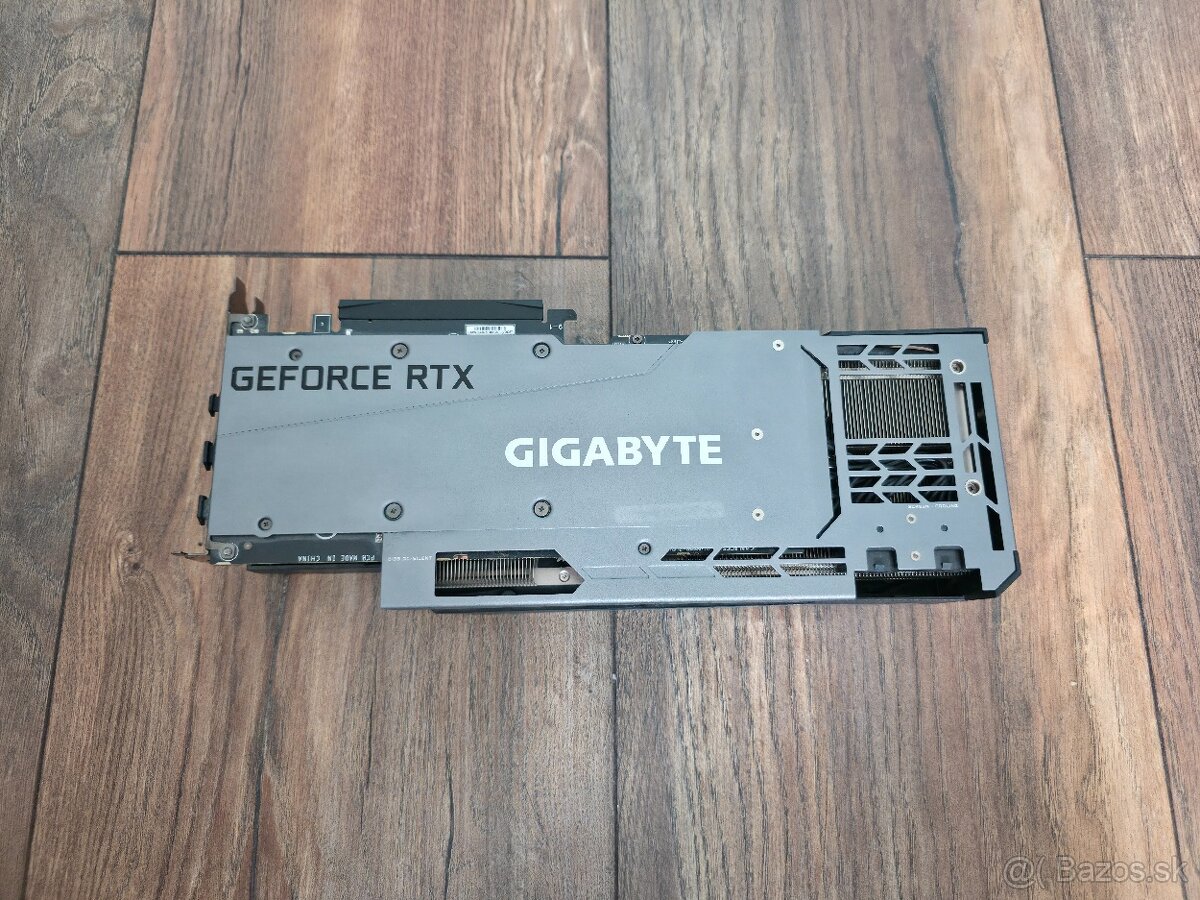 GIGABYTE GeForce RTX 3080 GAMING OC 10G - 2