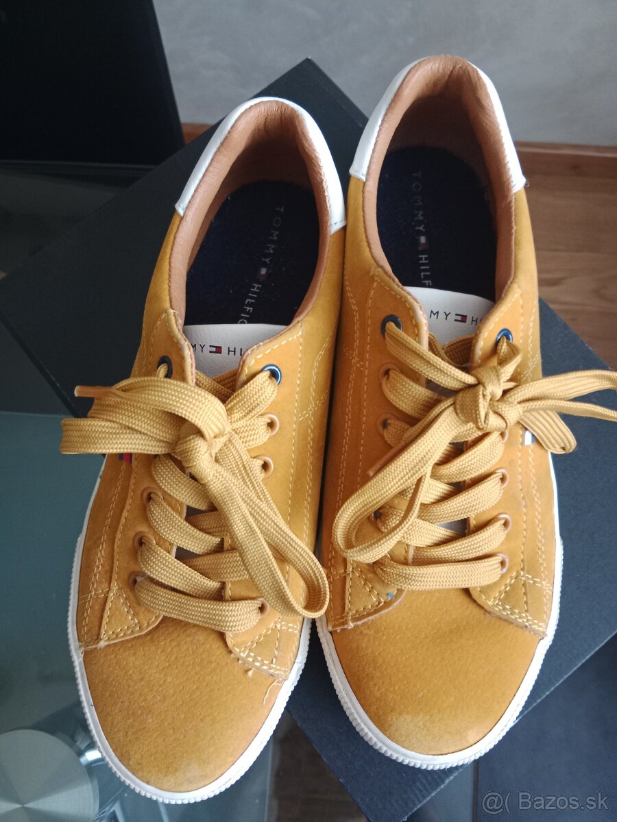 Kožené botasky Tommy Hilfiger veľ.38 - 2