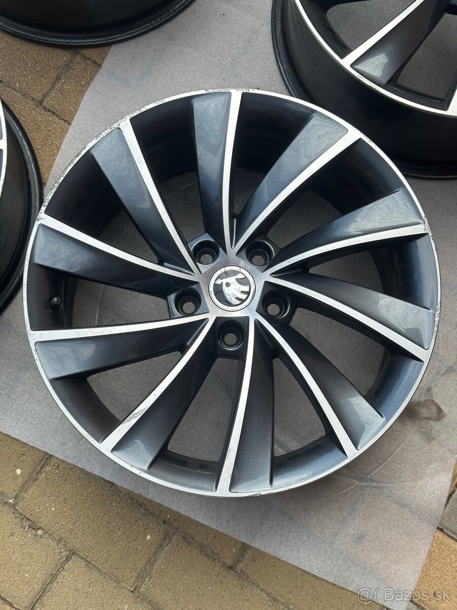 Škoda Pegasus R18 - 2