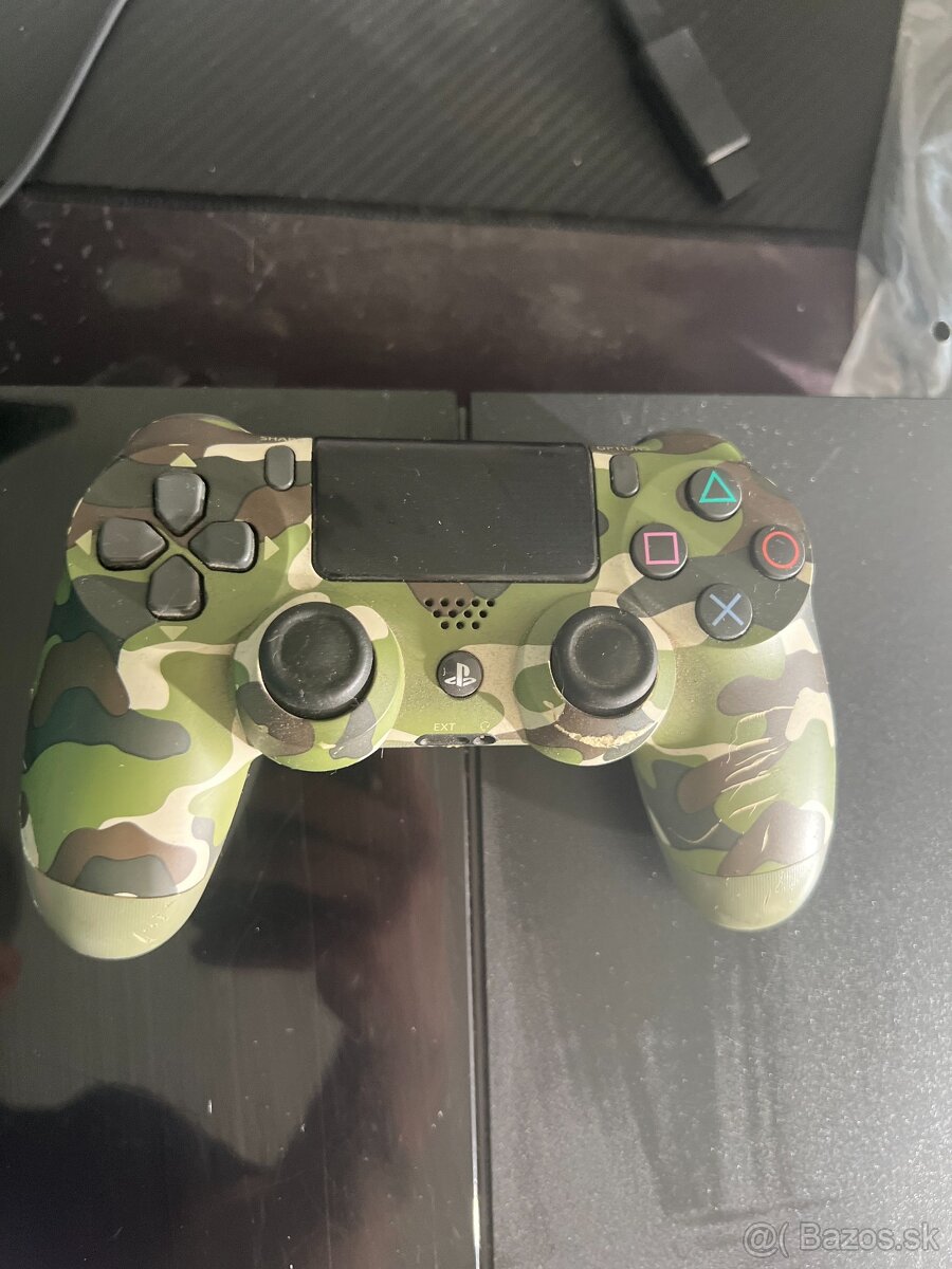 Playstation 4 + hry - 2