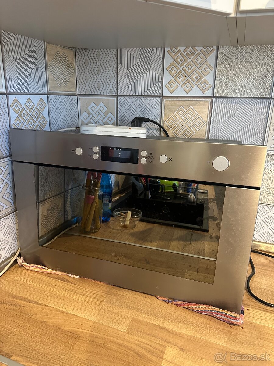 Vstavaná mikrovlná rura Whirlpool - 2