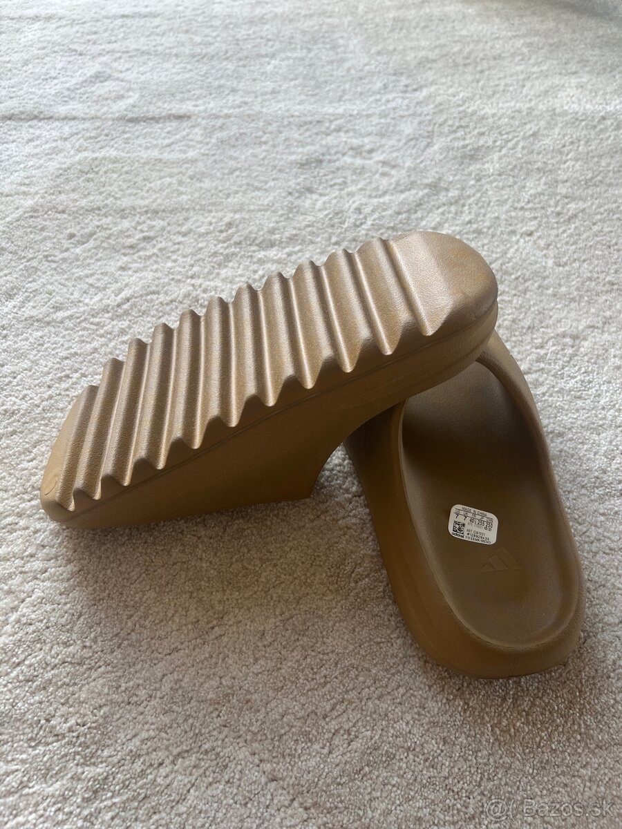 Adidas yeezy slide 40,5 hnede - 2