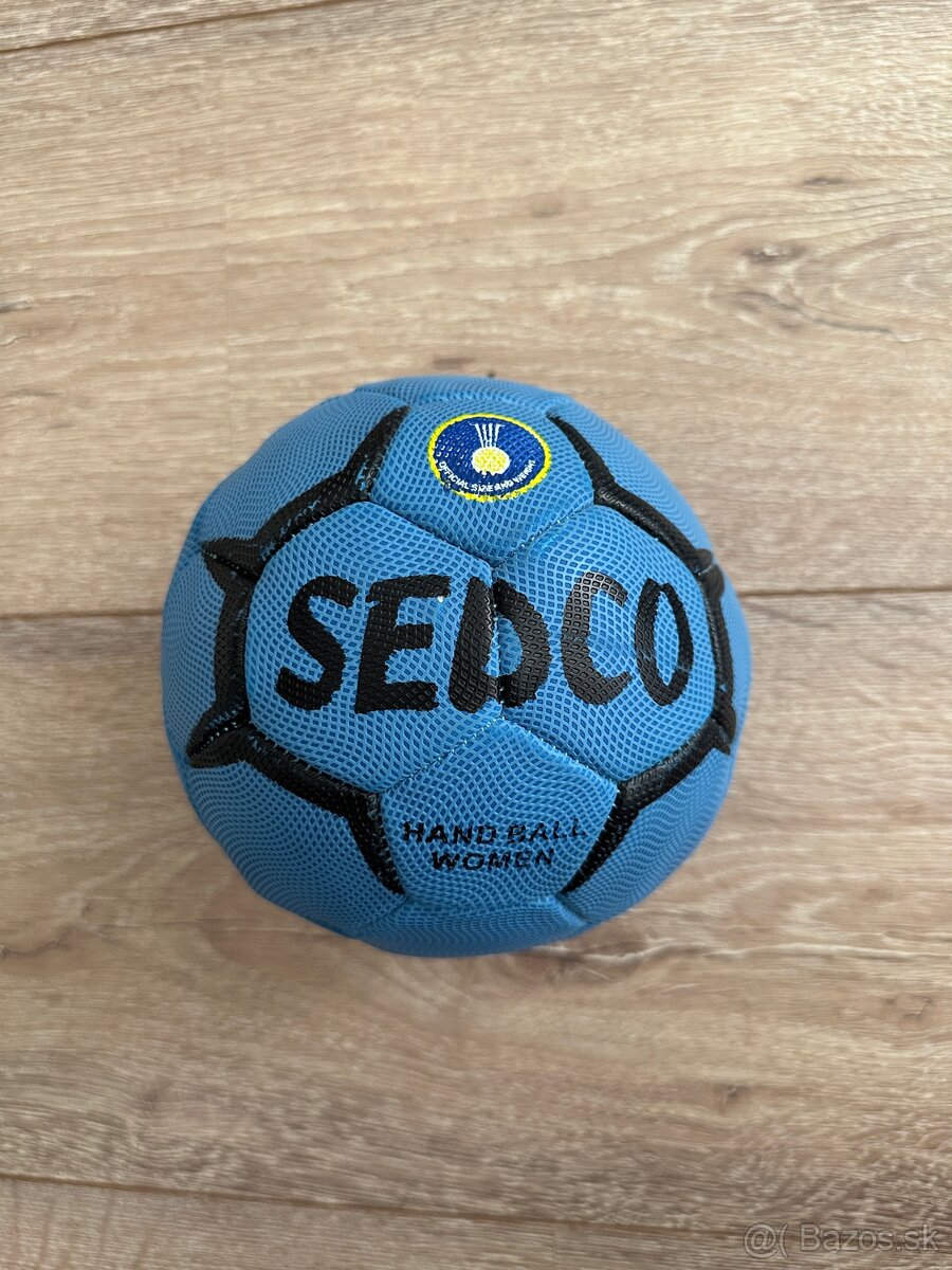 Lopta na hádzanú - 2