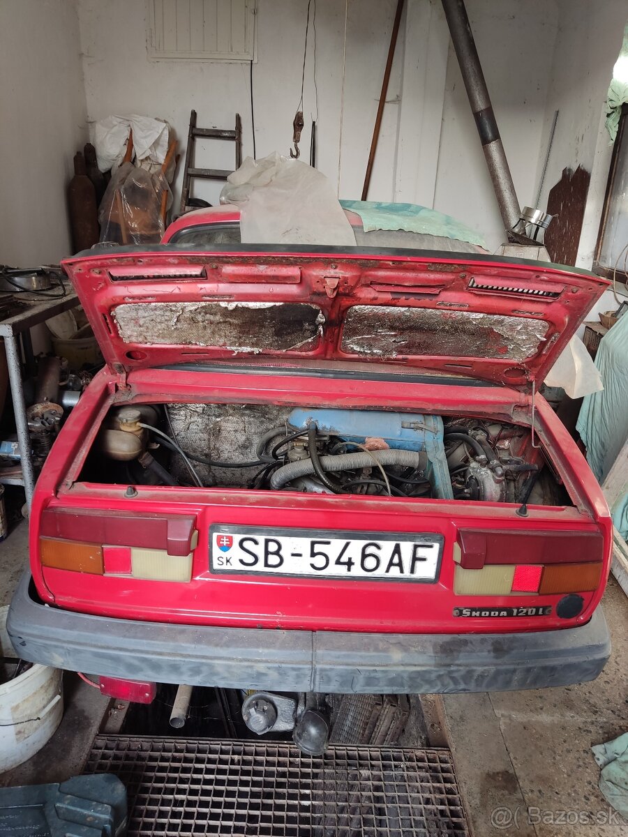 ŠKODA 120 - 2