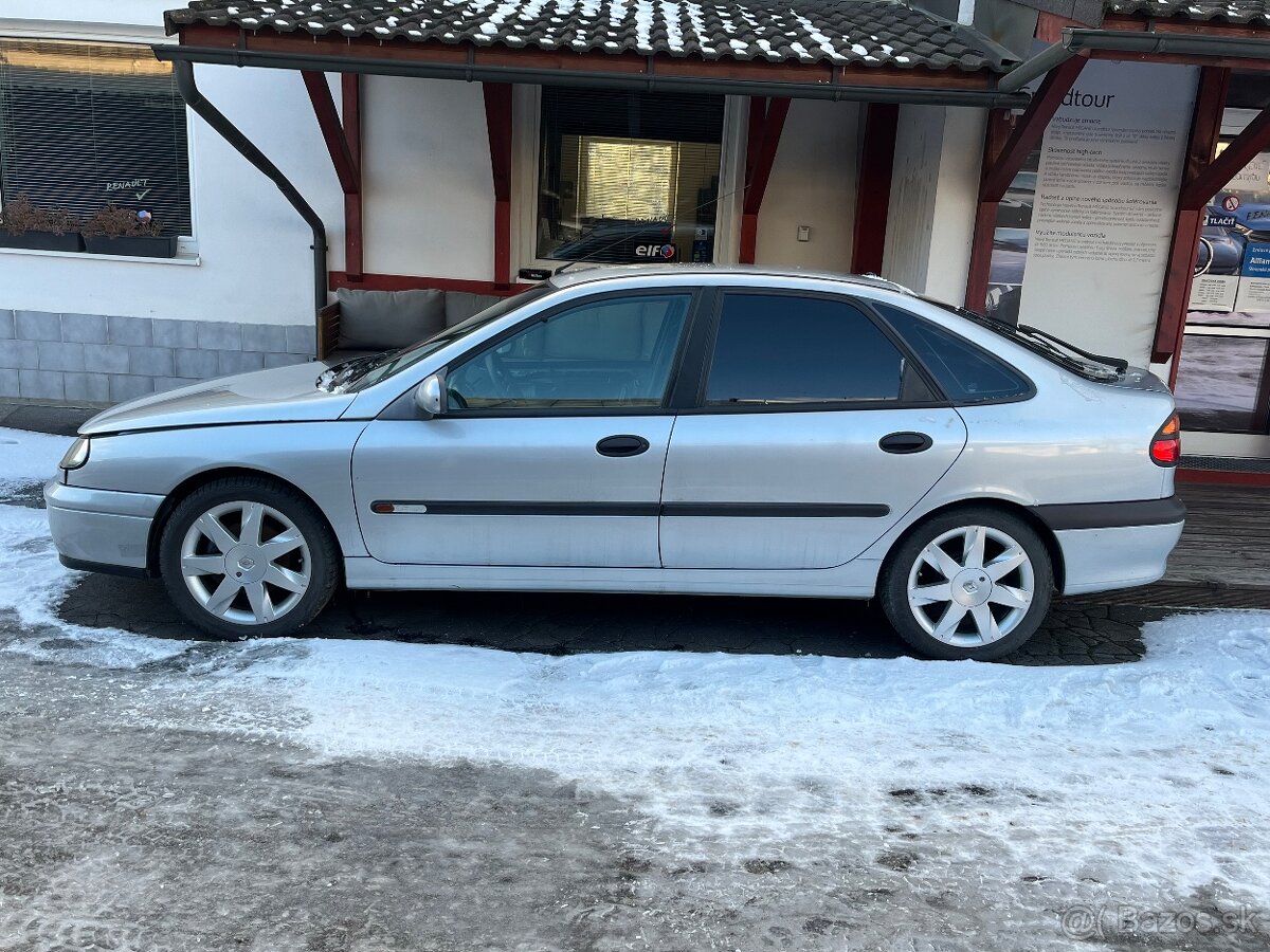 RENAULT. LAGUNA. 1.8 16V BENZÍN - 2