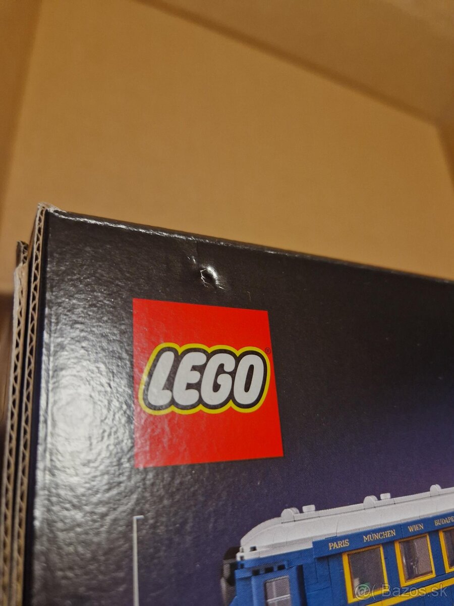LEGO 21344 - 2