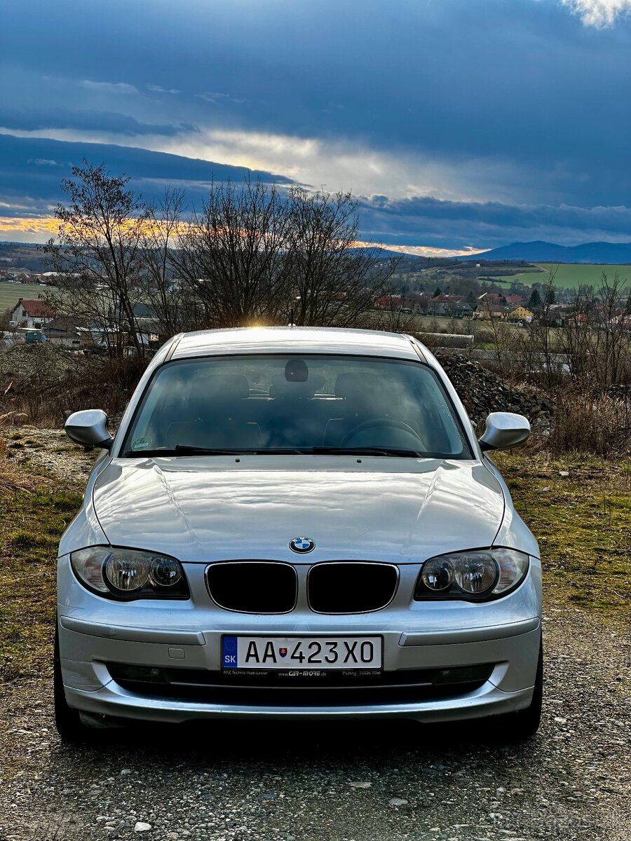Predám BMW 1 e87 2.0i 90kw 2010 FaceLift - 2