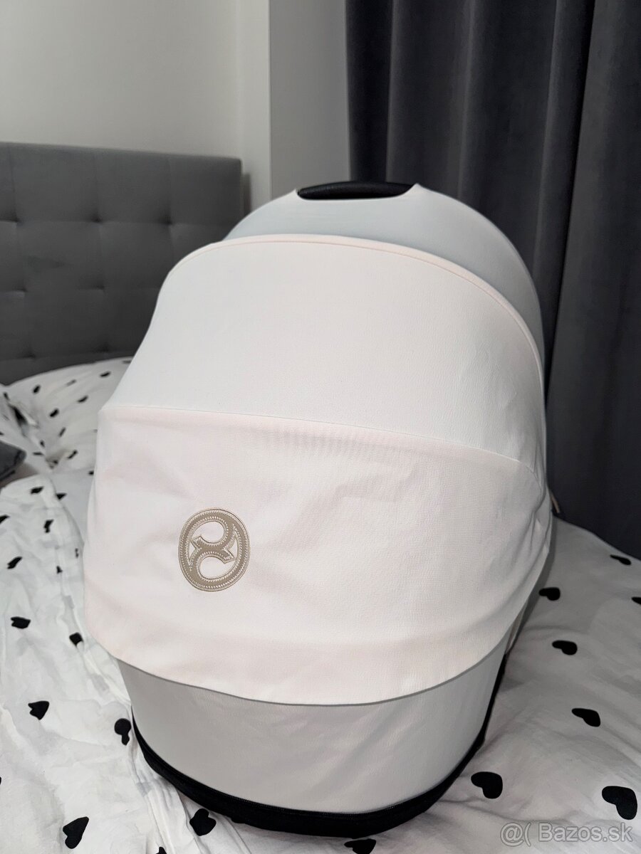 Cybex Priam 4.0 Lux Carry Cot Off White Platinum - 2