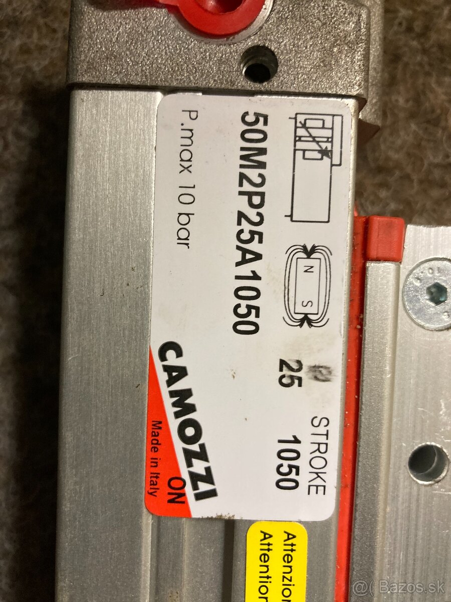 Bezpiestnicový piest - 2