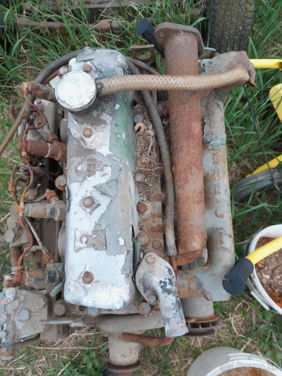 Motor multikar M24 + prevodovka + doplnky - 2