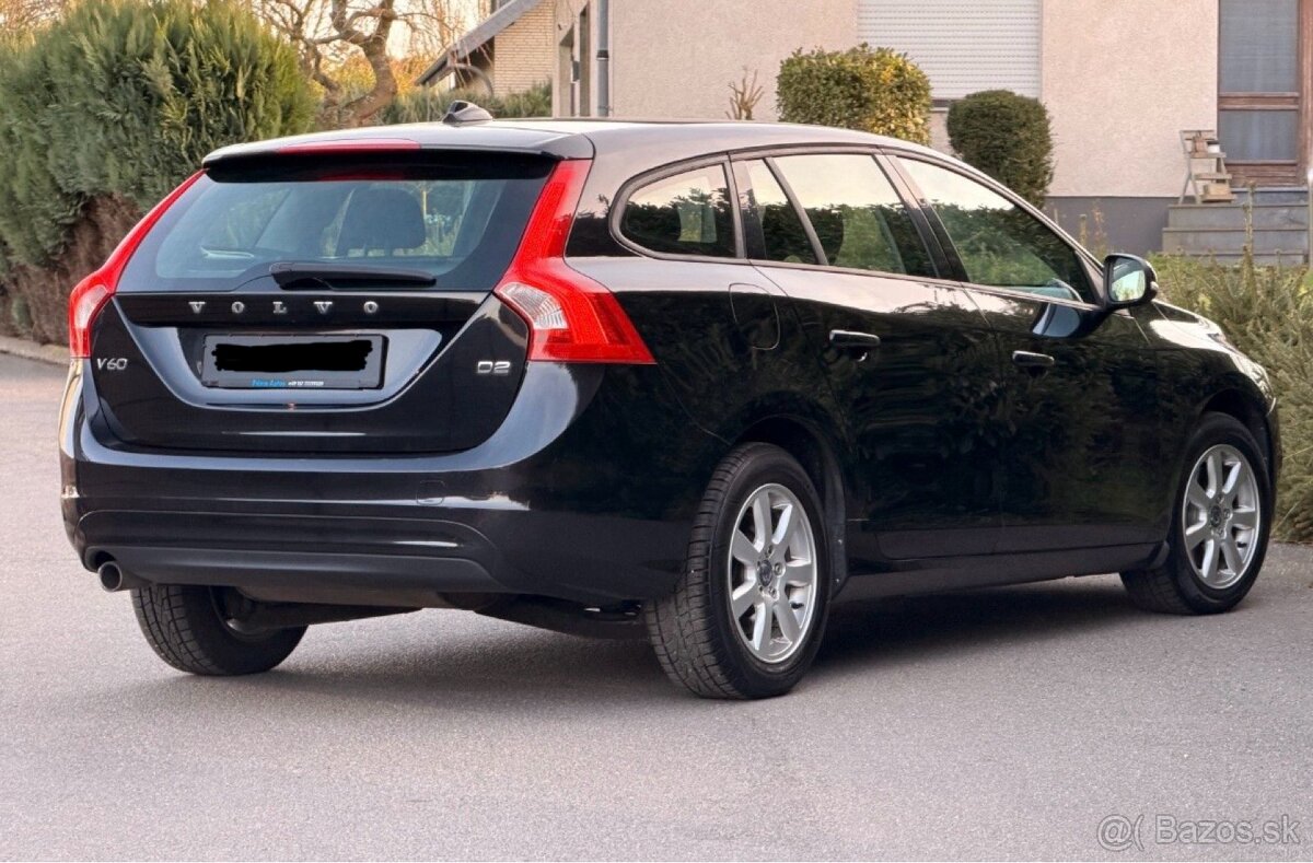 🚗 Volvo V60 1.6 D2 Kinetic | LED | TOP STAV | SERVIS - 2