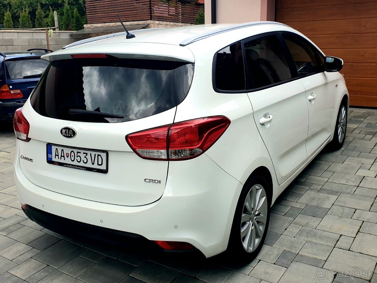 Kia Carens 1.7CRDi 5 miest manual - 2