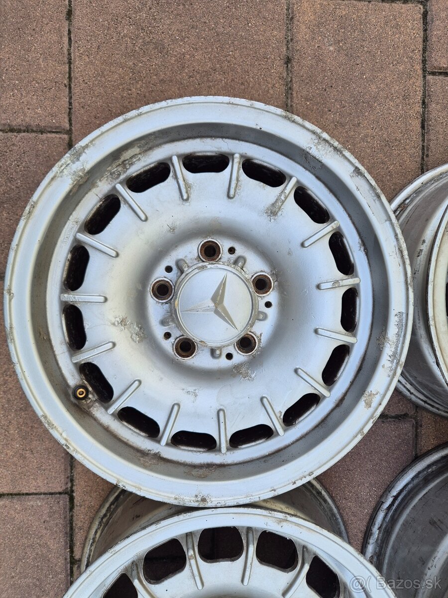 Mercedes baroko r14 - 2