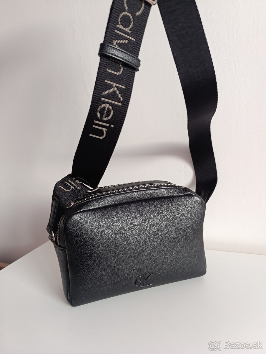 Kabelka Calvin Klein 40€ - 2