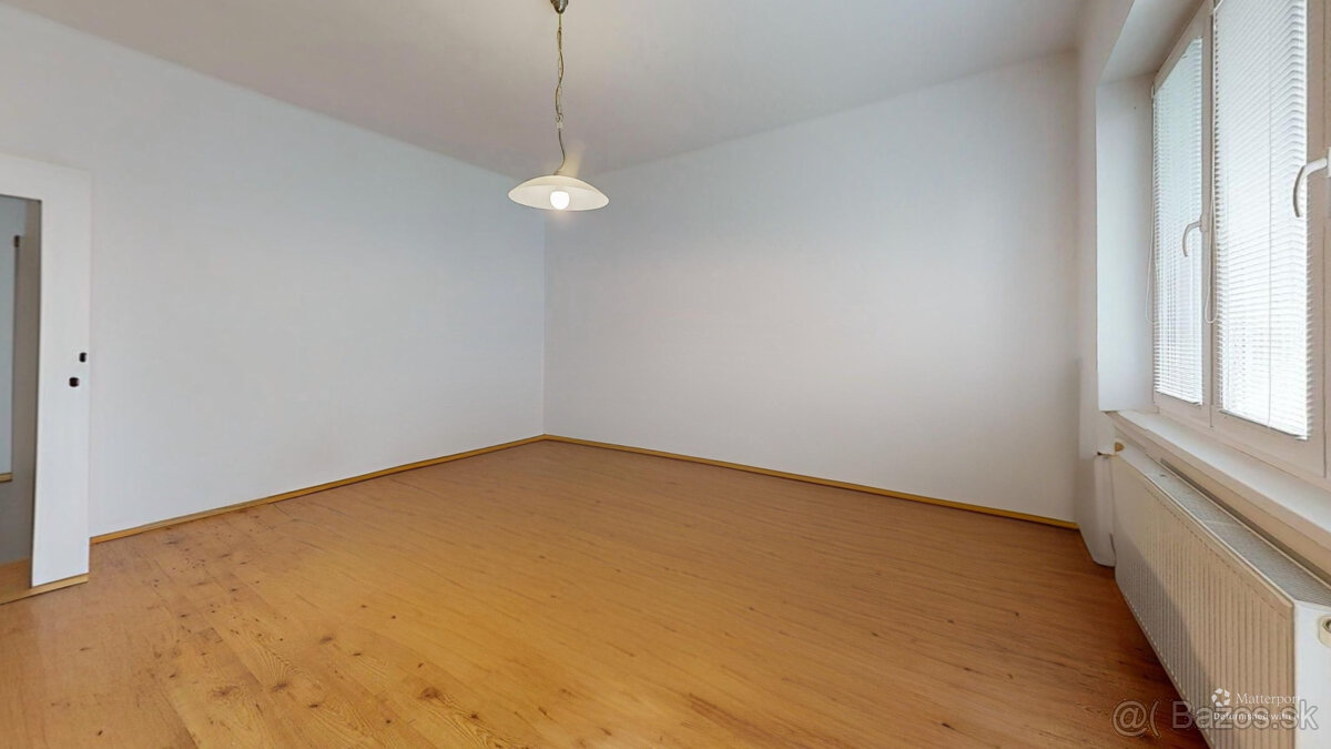 Rodinný dom s dvoma bytovými jednotkami a záhradou v obľúben - 2