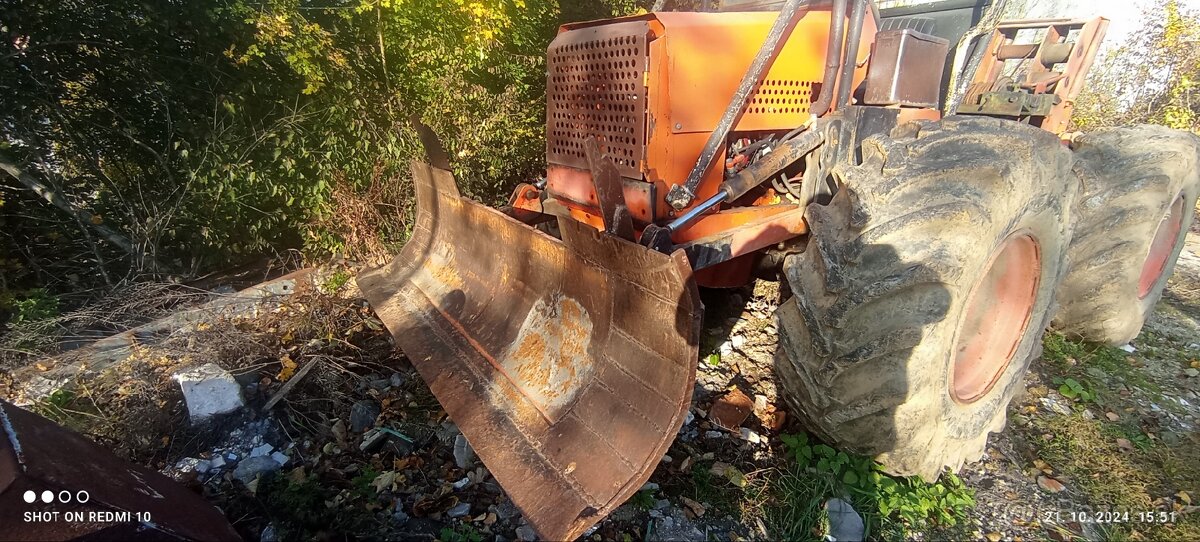 Predám Lesny traktor - 2