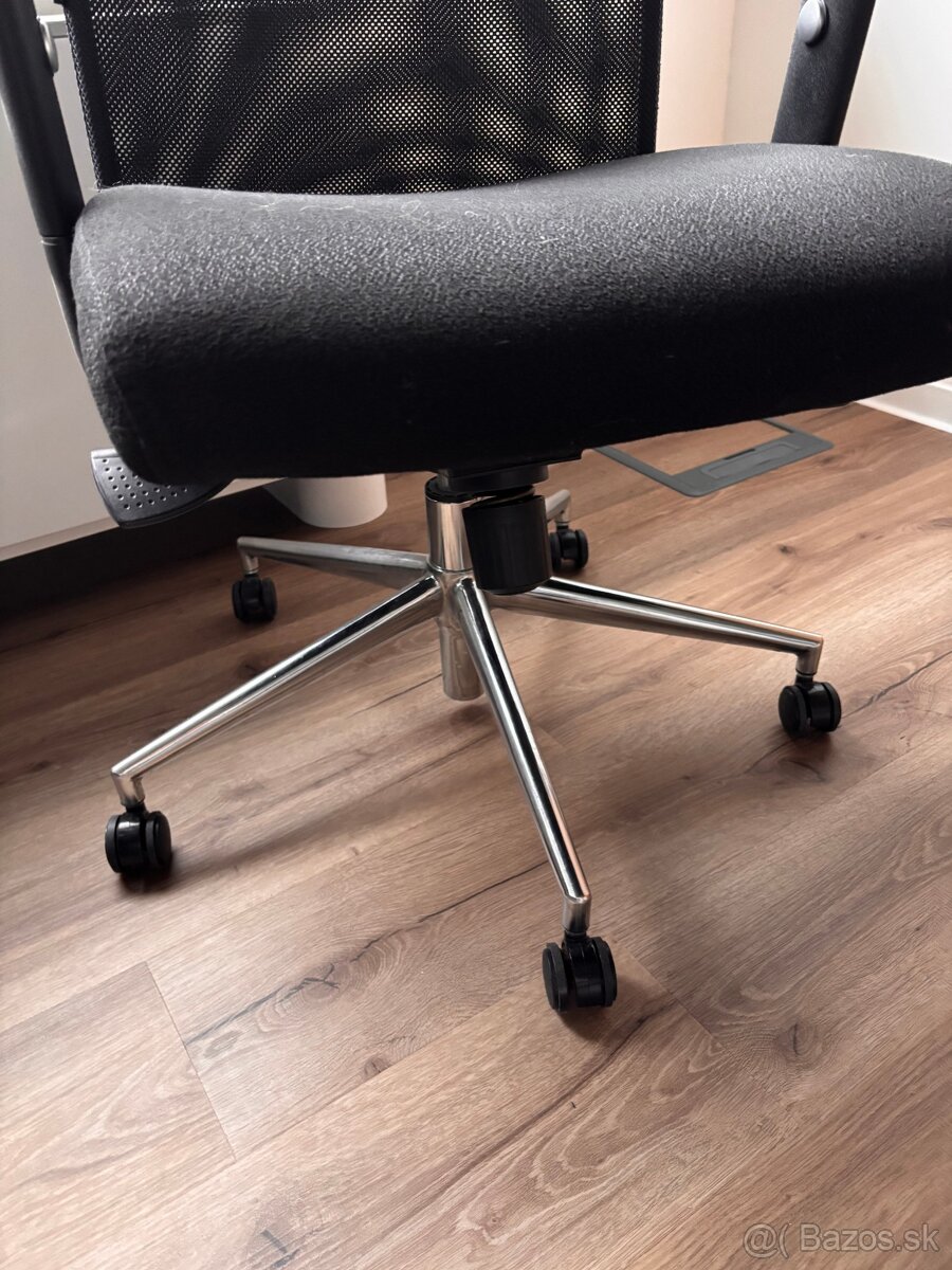 Kancelárska stolička - 2