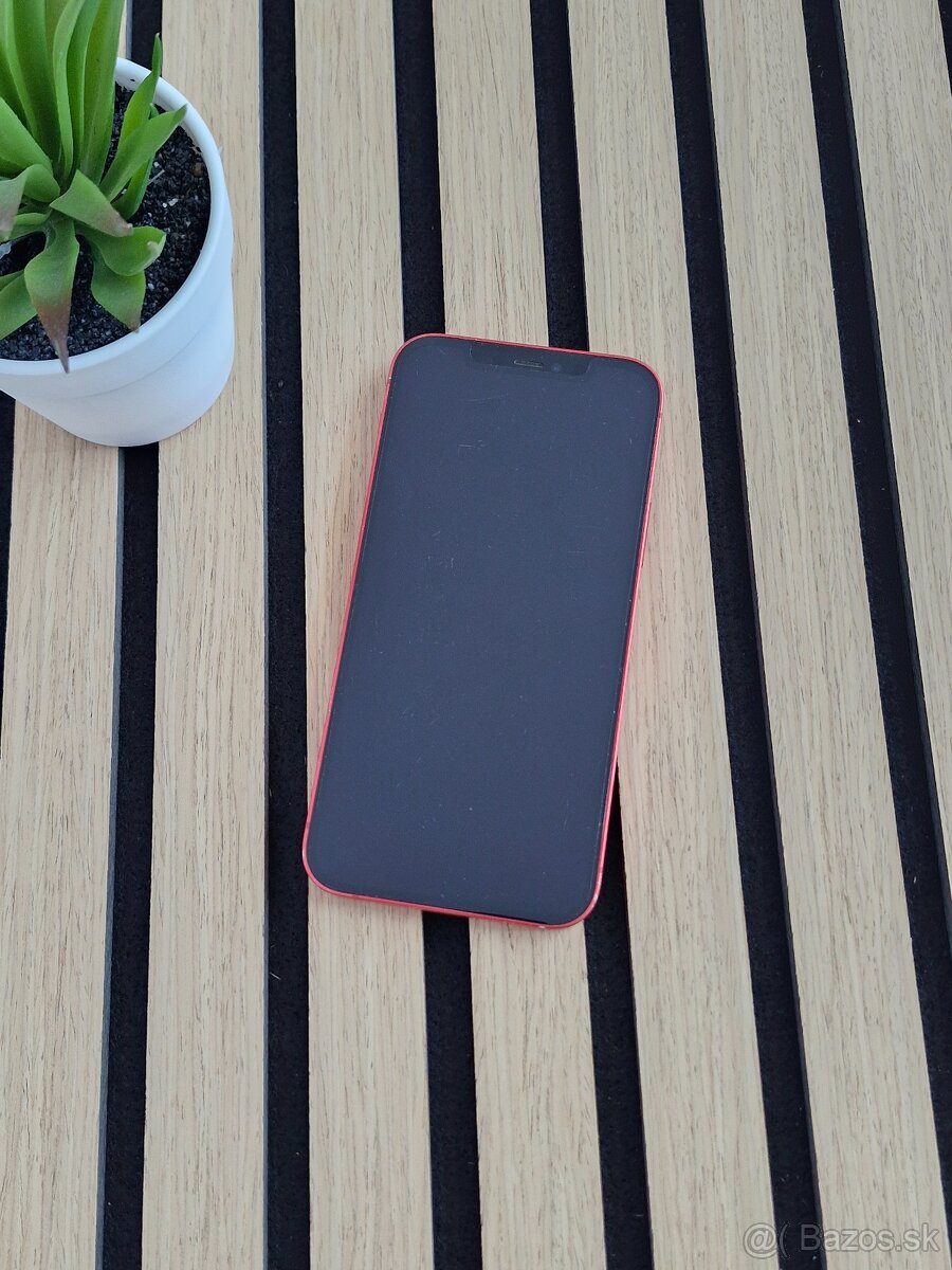 iPhone 12 128GB Červený - 2
