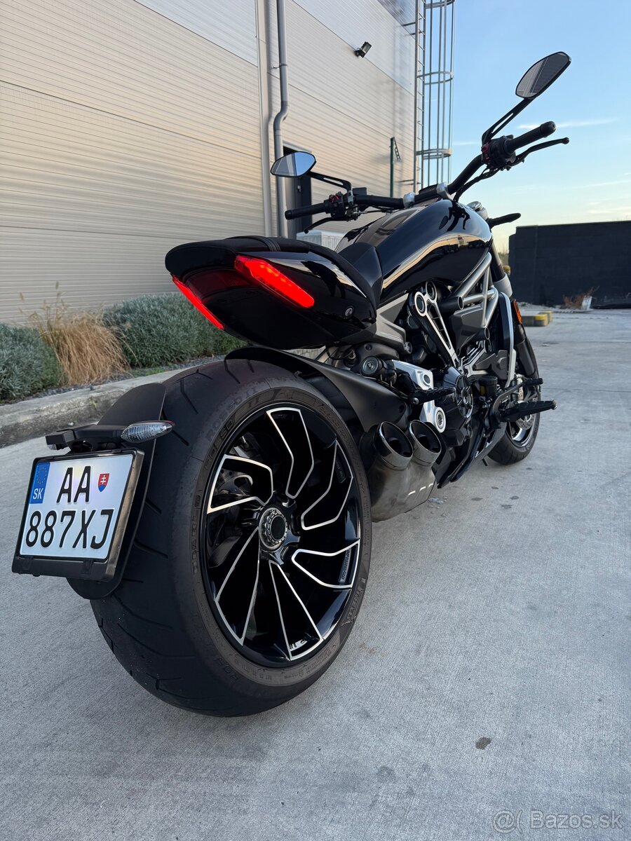 Ducati XDIAVEL S - 2