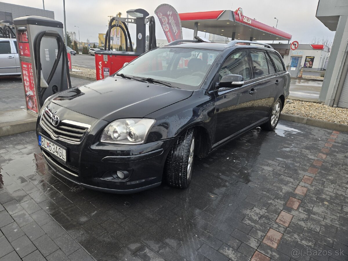 Toyota avensis - 2