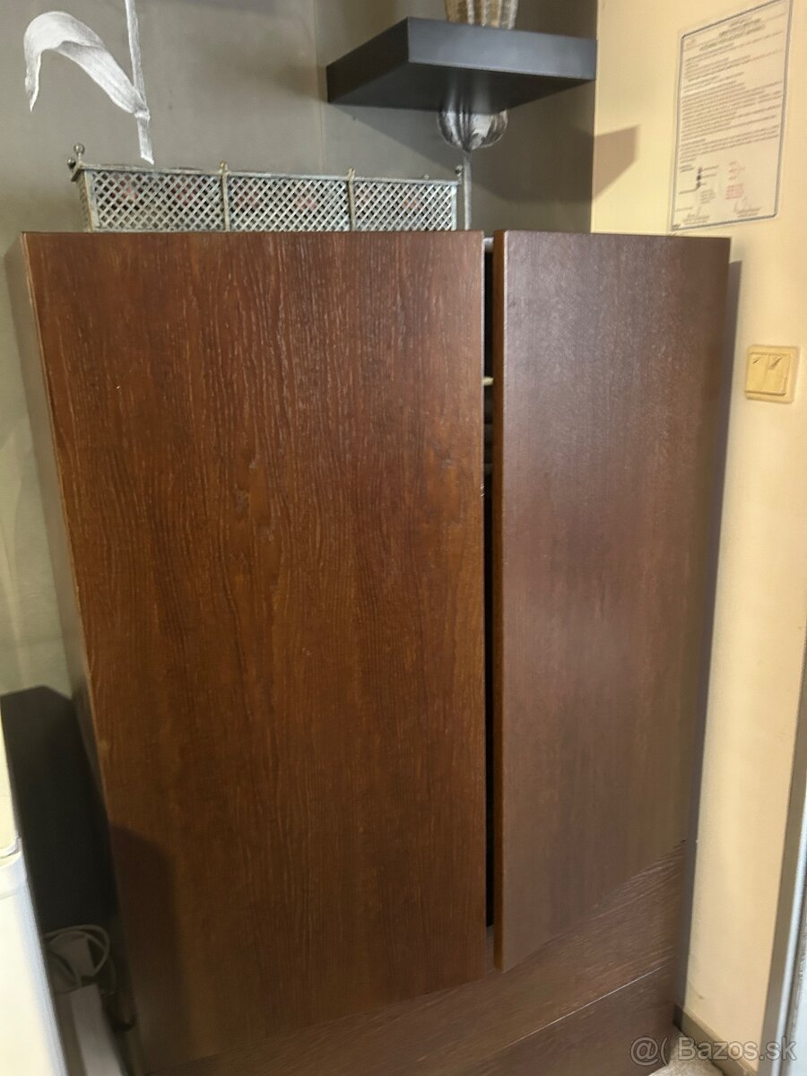 Skrina , komoda so suflikmi - 2