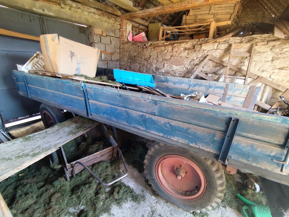 Štvorkolesová 1.5t vyklápacia vlečka - 2